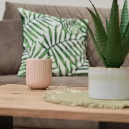 Apartament Rodzinny Zaulek Rogozinski By Renters *