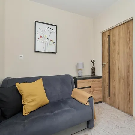 Otel Apartament Rodzinny Zaulek Rogozinski By Renters