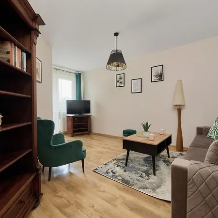 Otel Apartament Rodzinny Zaulek Rogozinski By Renters Wroclaw