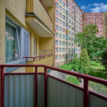 Apartament Rodzinny Zaulek Rogozinski By Renters *