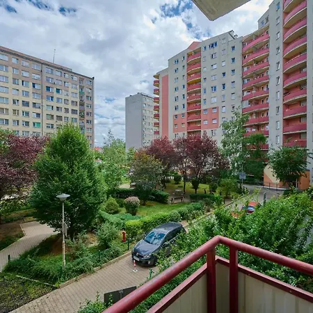 Hotel Apartament Rodzinny Zaulek Rogozinski By Renters Wrocław