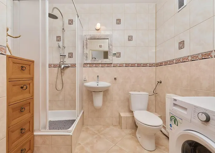 Apartament Rodzinny Zaulek Rogozinski By Renters Vratislav