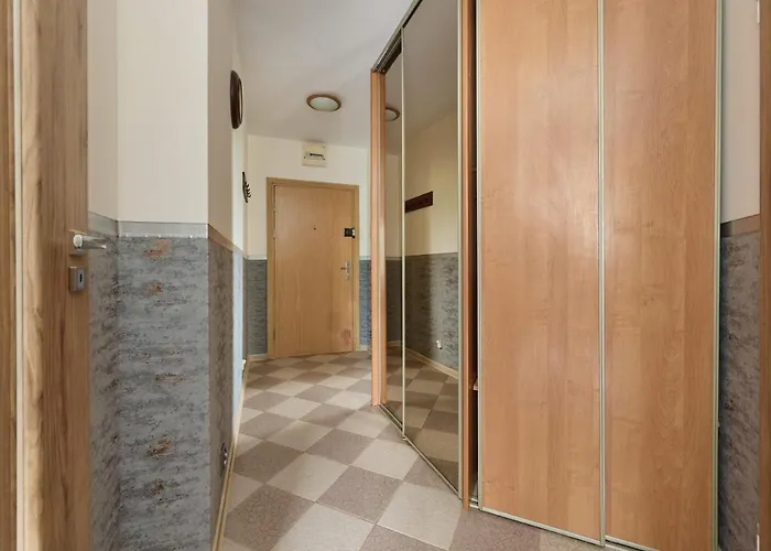 Apartament Rodzinny Zaulek Rogozinski By Renters * Vratislav