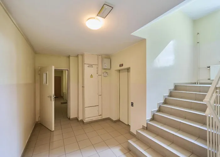 Hotel Apartament Rodzinny Zaulek Rogozinski By Renters Vratislav