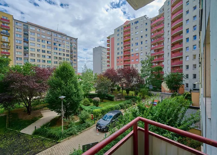 Hotel Apartament Rodzinny Zaulek Rogozinski By Renters Vratislav